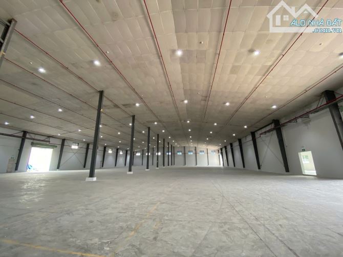 Cho thuê xưởng may xuất khẩu 4000m² KCN Quang Minh - Cơ hội đầu tư hấp dẫn!