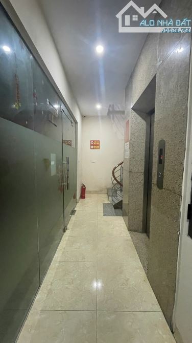 Văn phòng cho thuê 120m² giá chỉ 12.5 triệu tại Nam Từ Liêm - Cơ hội hiếm có!