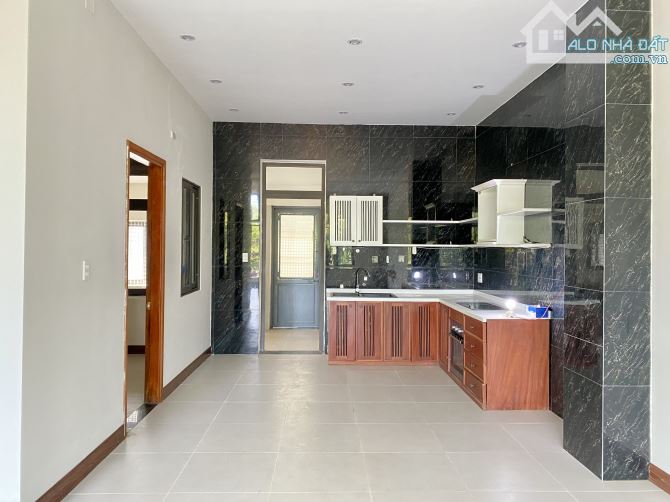 Nhà 3.5 tầng hoàn thiện An Cựu City 126m² giá 9.5 tỷ - Cơ hội hiếm có!