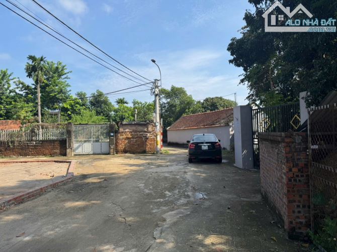 Đất nền 100m² giá 1,6 tỷ - Vị trí đắc địa Sơn Tây - Cơ hội đầu tư lý tưởng!