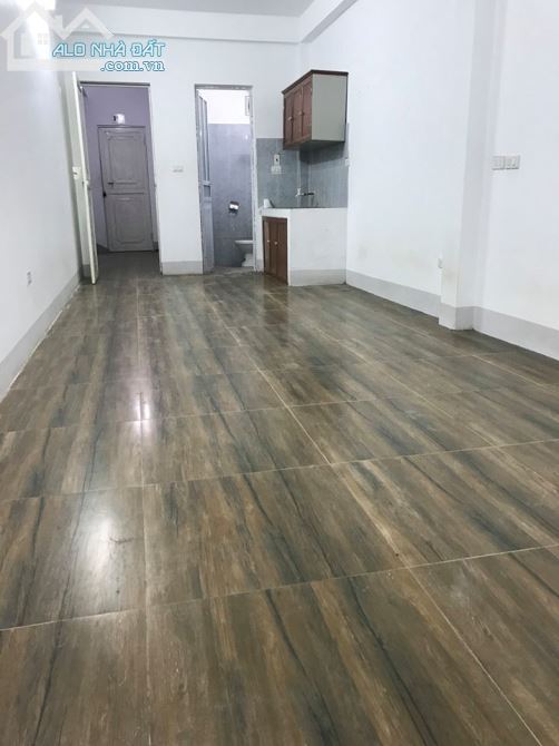 Cho thuê phòng 14m² - 2.3 triệu tại Làng Bún Phú Đô - Có điều hòa, nội thất đầy đủ!