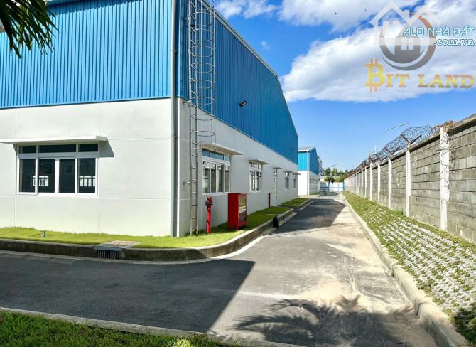 Cho thuê xưởng 2400m² trong KCN Đồng Nai giá 312.5 triệu - Cơ hội hiếm có!
