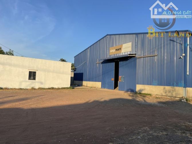 Cho thuê xưởng 1200m² giá 38.4 triệu - Gần KCN Dầu Giây