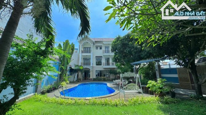 Biệt thự 800m² hồ bơi sân vườn Phường 1 - Cách biển chỉ 100m