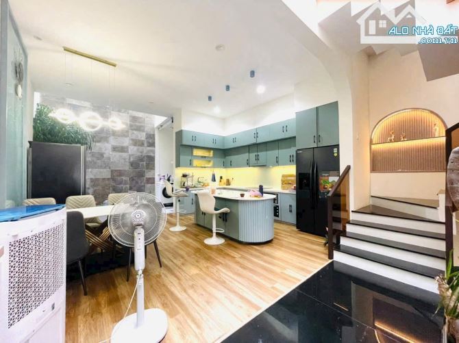 Cho thuê biệt thự mini 135m² giá 24 triệu - Gần trung tâm Vũng Tàu