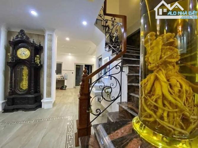 Nhà cho thuê mặt tiền Lý Thường Kiệt 100m² - Cơ hội kinh doanh tốt!