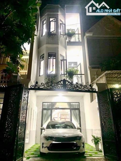 Nhà cho thuê 100m² đường Lạc Long Quân 13 triệu - Mới và sạch đẹp!