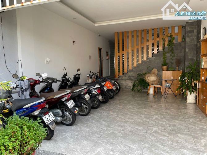 Nhà nguyên căn hẻm ô tô 100m² tại Hạ Long, Vũng Tàu - Cơ hội hiếm có!