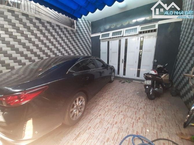 Nhà cho thuê 100m² 1 trệt 2 lầu tại Bến Đình - Cơ hội vàng cho gia đình!