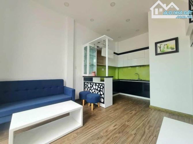 Nhà nguyên căn 100m² Hùng Vương giá 10 triệu - Cơ hội thuê tuyệt vời!