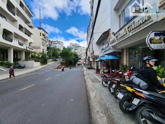 Cho thuê khách sạn 24 phòng Đà Lạt 30 triệu - Cơ hội hiếm có!