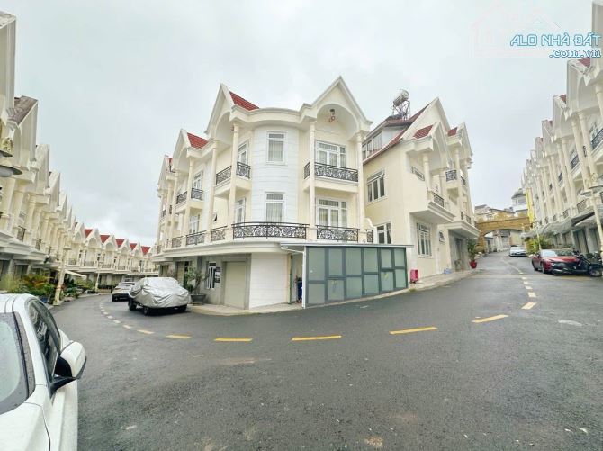 Homestay 5 Phòng Ngủ 80m² Phường 4 Đà Lạt - Cơ Hội Vàng Đầu Tư!