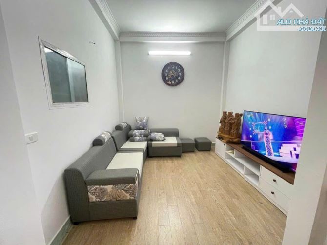 Cho thuê mặt bằng Trương Định 100m² giá 10 triệu - Cơ hội hiếm có!