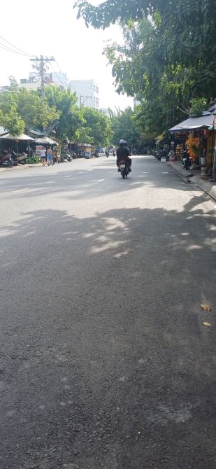 Nhà 5 Tầng 170m² trên Đường Nguyễn Phúc Chu, Tân Bình - Cơ hội đầu tư tuyệt vời!