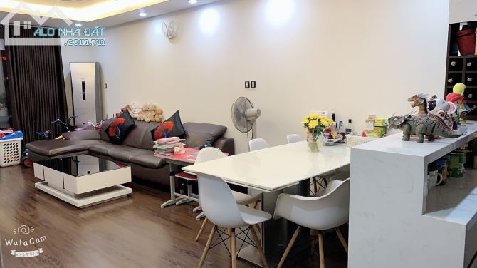 Căn hộ 3 phòng ngủ 130m² Diamond Flower Tower giá từ 15 triệu - Cơ hội hiếm có!