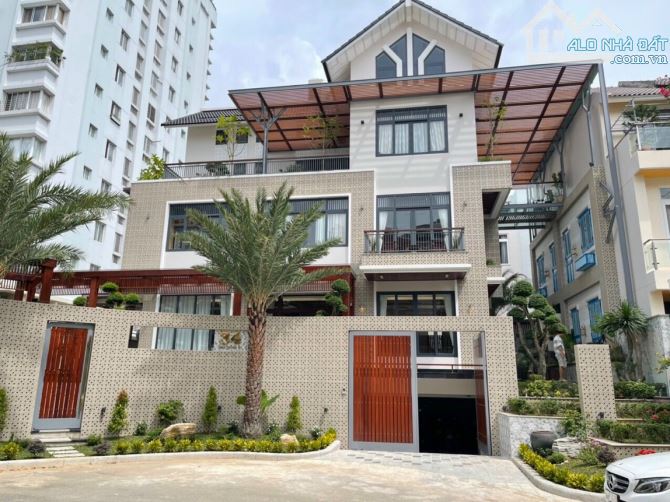 Biệt thự Đơn Lập Nam Thông 352m² giá 250 triệu - Cơ hội hiếm có tại Phú Mỹ Hưng!