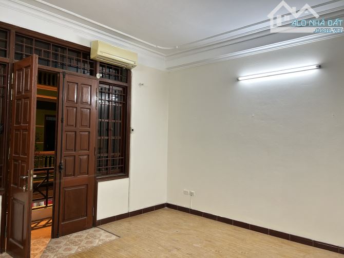 Nhà cho thuê 58m² 5 tầng tại KĐT Đại Kim, Hoàng Mai - Cơ hội giá tốt!