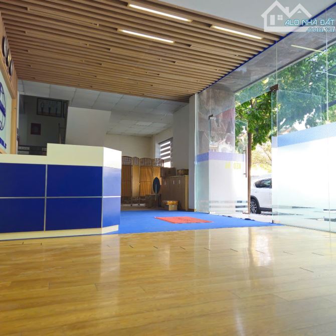 Cho thuê mặt bằng 380m² – Lô góc – Phố Nguyễn Khả Trạc, Cầu Giấy – Cơ hội hiếm có!