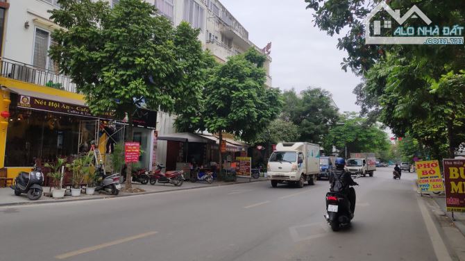 Nhà liền kề Văn Phú 77m² giá 14 tỷ - Cơ hội đầu tư hấp dẫn!