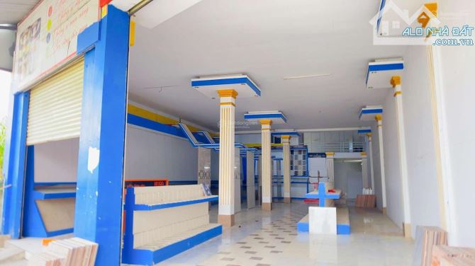 Cho thuê nhà mặt tiền Võ Văn Kiệt 300m², giá 18 triệu - Cơ hội kinh doanh hấp dẫn!