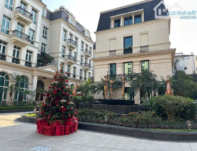 Chung cư Grandeur Place 78m² giá 28 triệu - Cơ hội hiếm có!