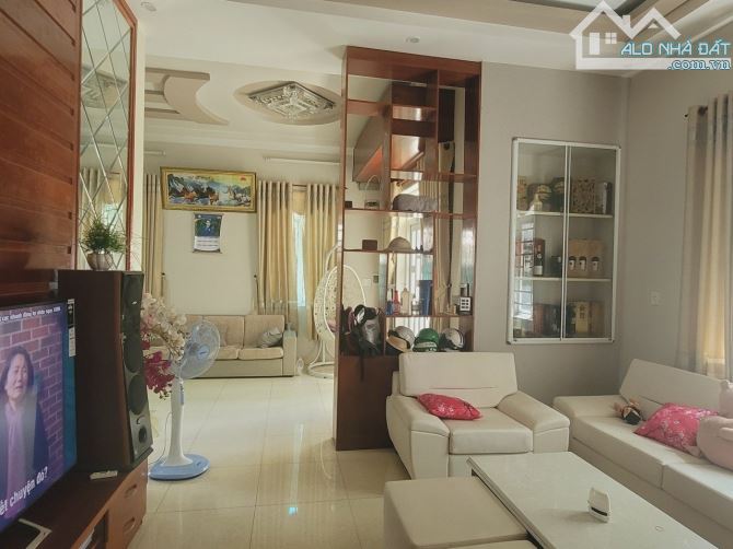 Biệt thự sân vườn 220m² tại Phúc Hải chỉ 20 triệu - Cơ hội hiếm có!