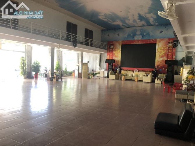 Nhà nguyên căn mặt tiền Diên Hồng 800m² giá 150 triệu - Cơ hội vàng cho doanh nghiệp!