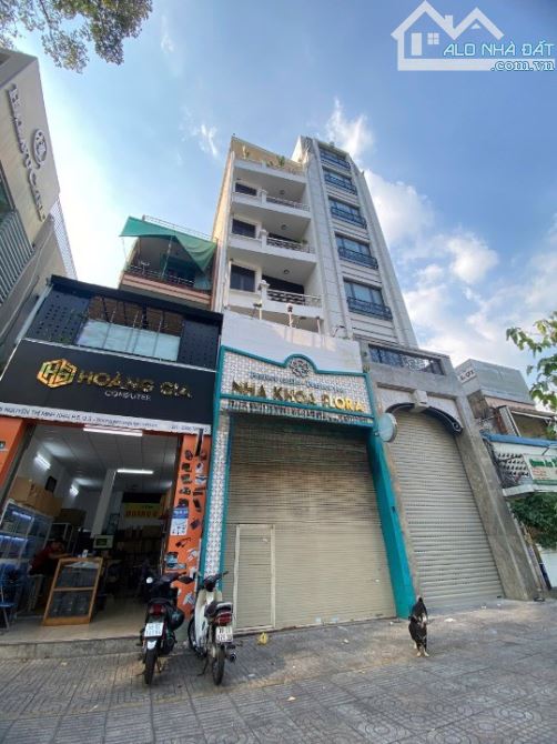 Cho thuê tòa nhà mặt tiền 1000m² giá 150 triệu tại Quận 3 - Cơ hội hiếm có!