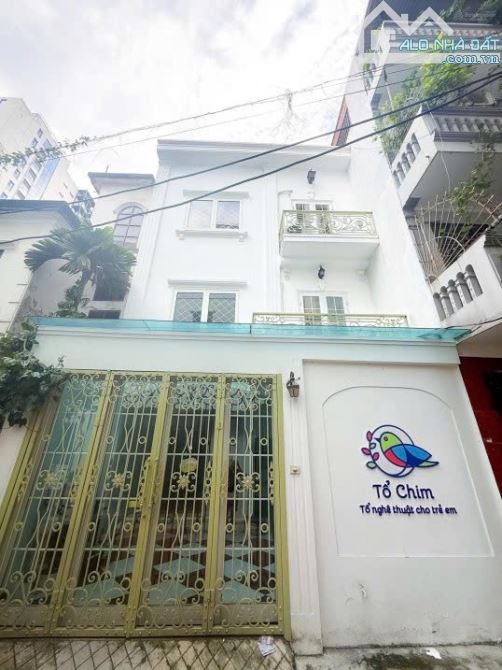 Nhà nguyên căn 80m² 3 tầng ngõ 106 Hoàng Quốc Việt - Gara ô tô