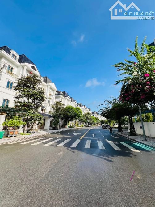 Biệt thự Lideco 222m² giá 27 tỷ - Cơ hội đầu tư đẳng cấp!