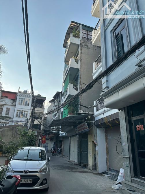 Bán gấp FrontHouse 50m² giá 11.6 tỷ - Ngõ thông kinh doanh sầm uất!