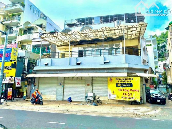 Nhà cho thuê góc 2 mặt tiền 15x10m Trần Phú Quận 5 - Cơ hội vàng cho doanh nghiệp!