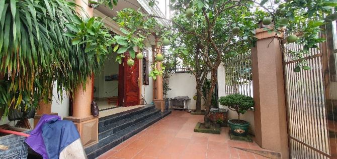 Nhà vườn 130m² Gia Lâm giá 10 tỷ - 3 mặt thoáng hiếm có!