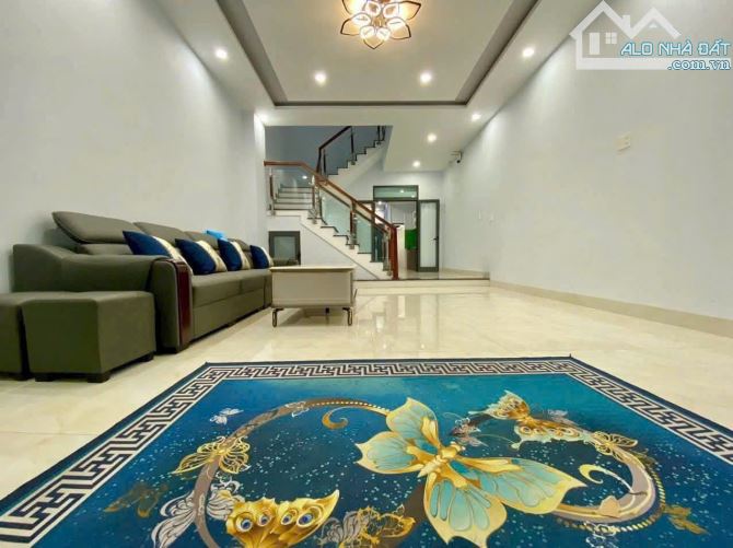 Nhà 3 tầng cho thuê 95m² - Khu Nam Việt Á, Đà Nẵng - Cơ hội kinh doanh tốt!