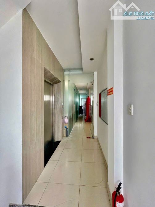 Nhà nguyên căn 600m² mặt tiền Cộng Hòa, Tân Bình - Cơ hội hiếm có!