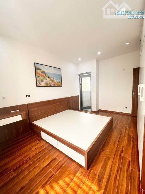 Cho thuê CHDV Hoàng Hoa Thám 55m² giá 60 triệu - Cơ hội đầu tư hấp dẫn!