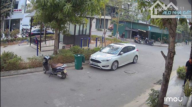 Cho thuê văn phòng 90m² giá chỉ 9 triệu - Vị trí vàng Linh Đàm