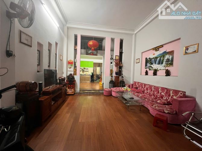 Bán nhà mặt tiền đường Mỹ An 96m² giá 9.8 tỷ - Cơ hội hiếm có!