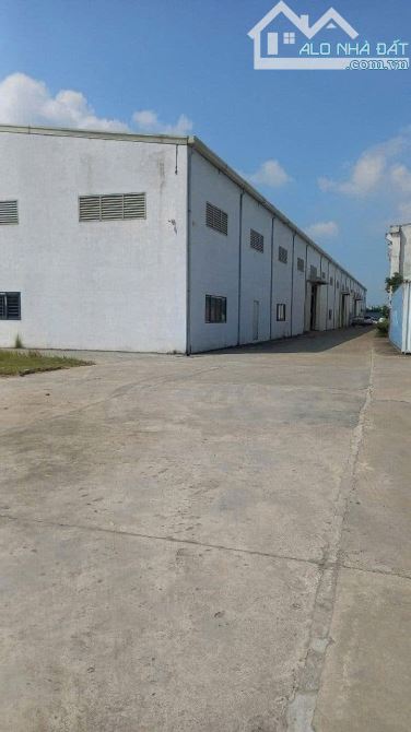 Kho, xưởng cho thuê 1.800m² tại Thanh Oai, Hà Nội - Giá tốt, vị trí thuận lợi!