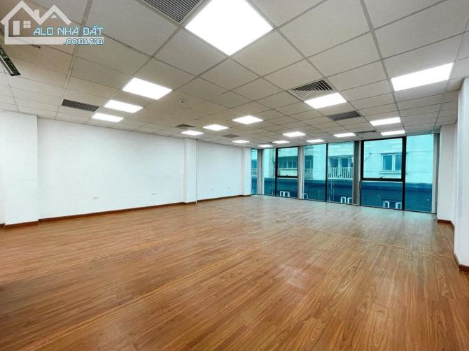 Cho thuê văn phòng 75m² tại Phạm Ngọc Thạch giá 12 triệu - Cơ hội hiếm có!