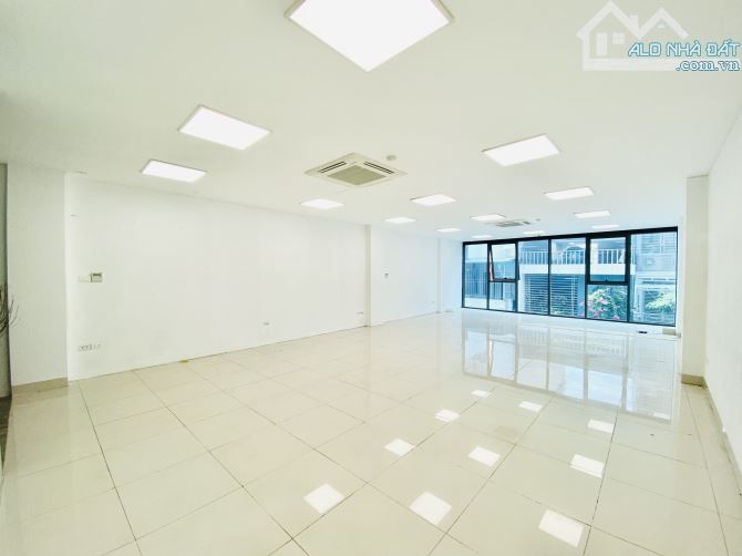 Cho thuê văn phòng 110m² tại Lê Trọng Tấn - Nhà mới đẹp, giá chỉ 20 triệu