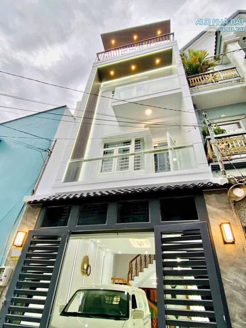 Nhà mặt tiền Ngô Thời Nhiệm 59,8m² giá 5.79 tỷ - Cơ hội hiếm có!