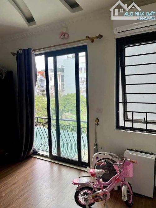 Nhà cho thuê Thạch Bàn 32m² giá 8 triệu - Cơ hội tuyệt vời cho gia đình!