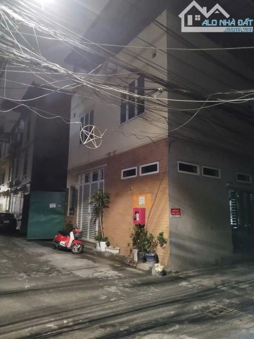 Nhà phố Vũ Xuân Thiều 45m² giá 8 triệu - Cơ hội cho thuê hấp dẫn!