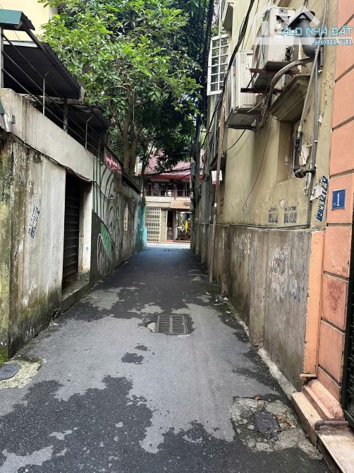 Bán đất tặng nhà phố Tô Ngọc Vân 101m² giá 57 tỷ - Cơ hội hiếm có!