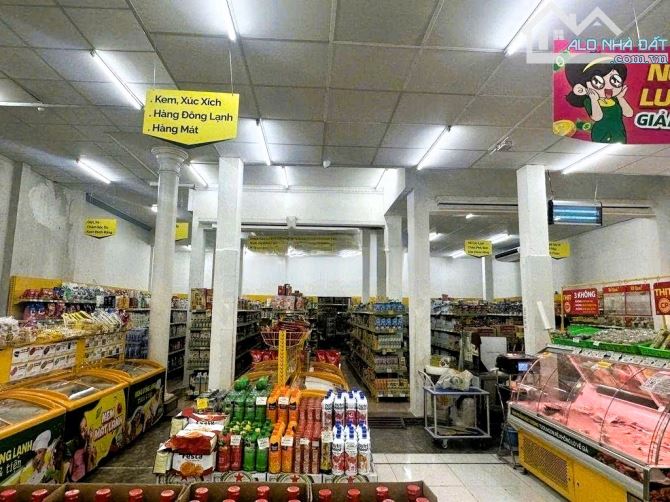 Cho thuê nhà mặt tiền Đường số 11, Linh Xuân 300m² - Cơ hội kinh doanh hấp dẫn!