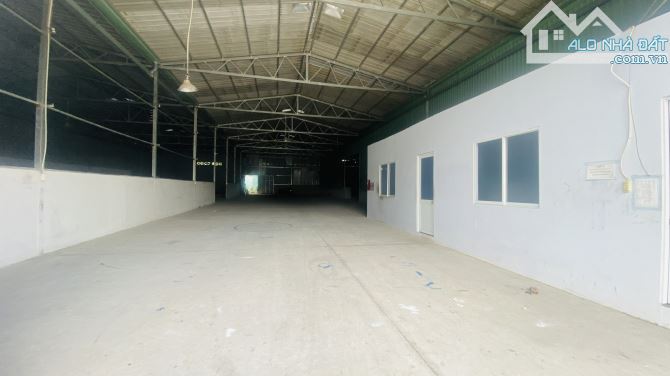 Xưởng Tân Uyên 2000m² giá 70 triệu - Cơ hội vàng cho sản xuất!