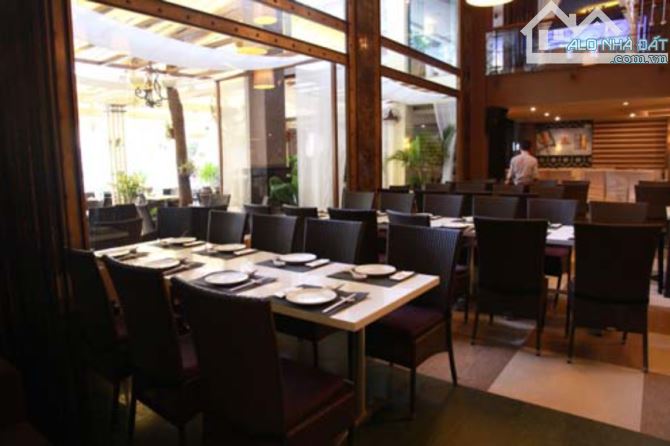 Cho thuê nhà hàng 1,100m² mặt tiền Nguyễn Đình Chiểu - Giá chỉ 790 triệu