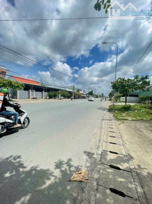 Kho cho thuê 600m² mặt tiền đường DT 768 Vĩnh Cửu - Giá chỉ 15 triệu