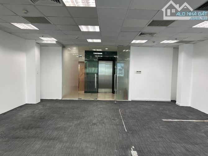 Cho thuê văn phòng Quận 3 - Đường Nam Kỳ Khởi Nghĩa, DT 70-150m² - Cơ hội hiếm có!
